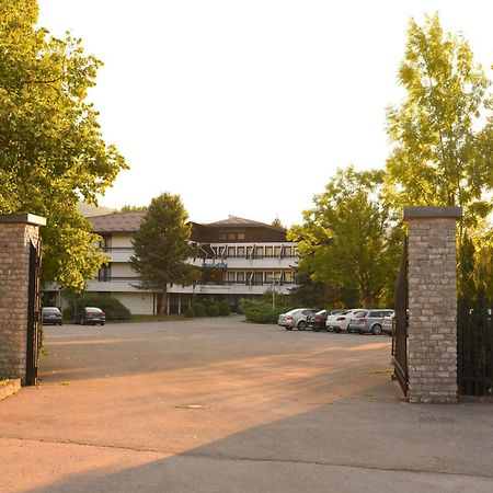 Hotel Ada Bihać エクステリア 写真