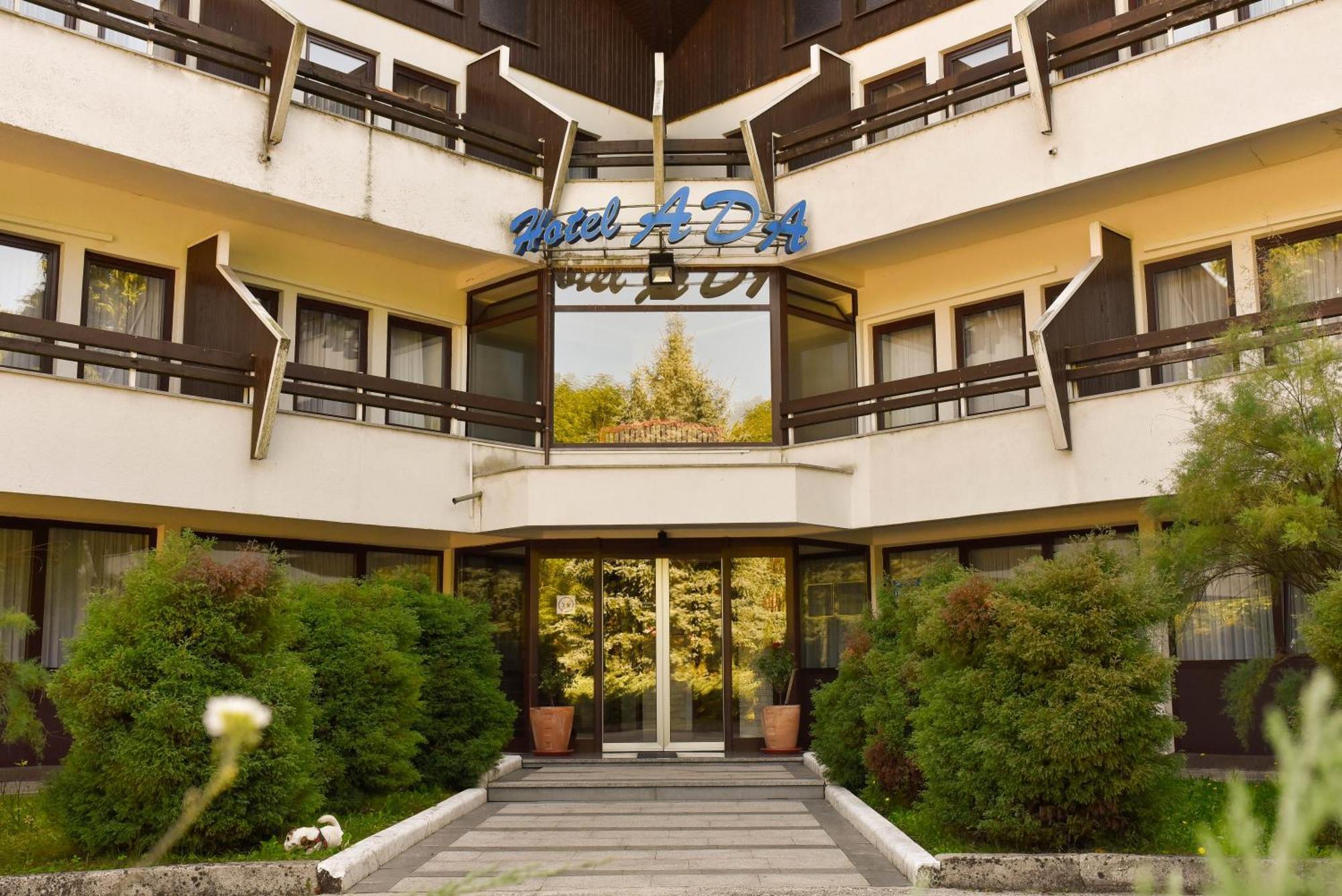Hotel Ada Bihać エクステリア 写真