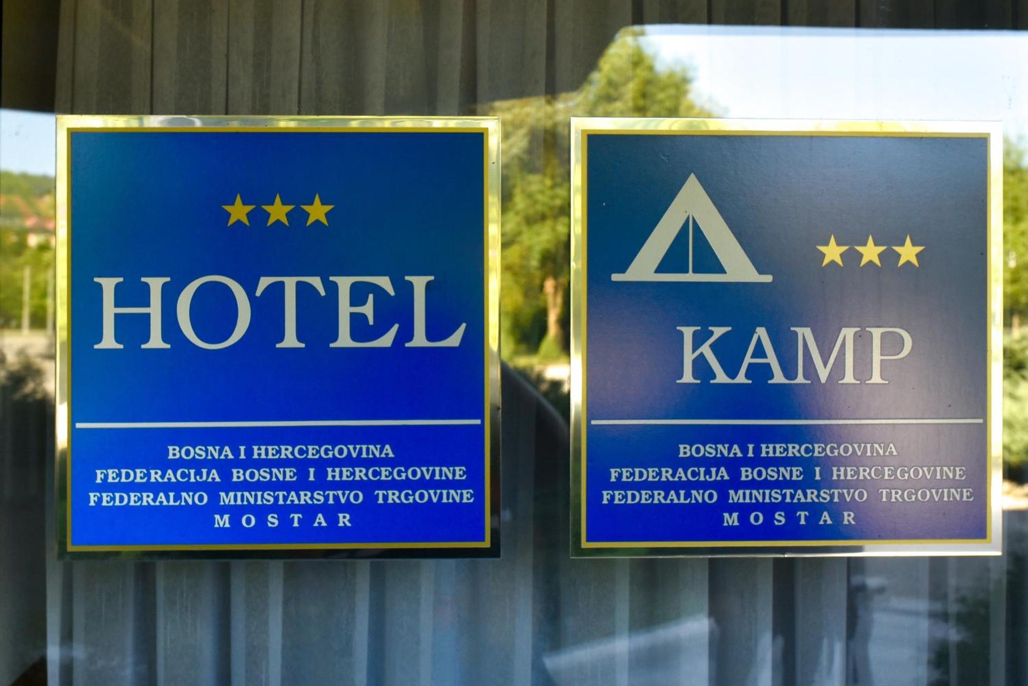 Hotel Ada Bihać エクステリア 写真