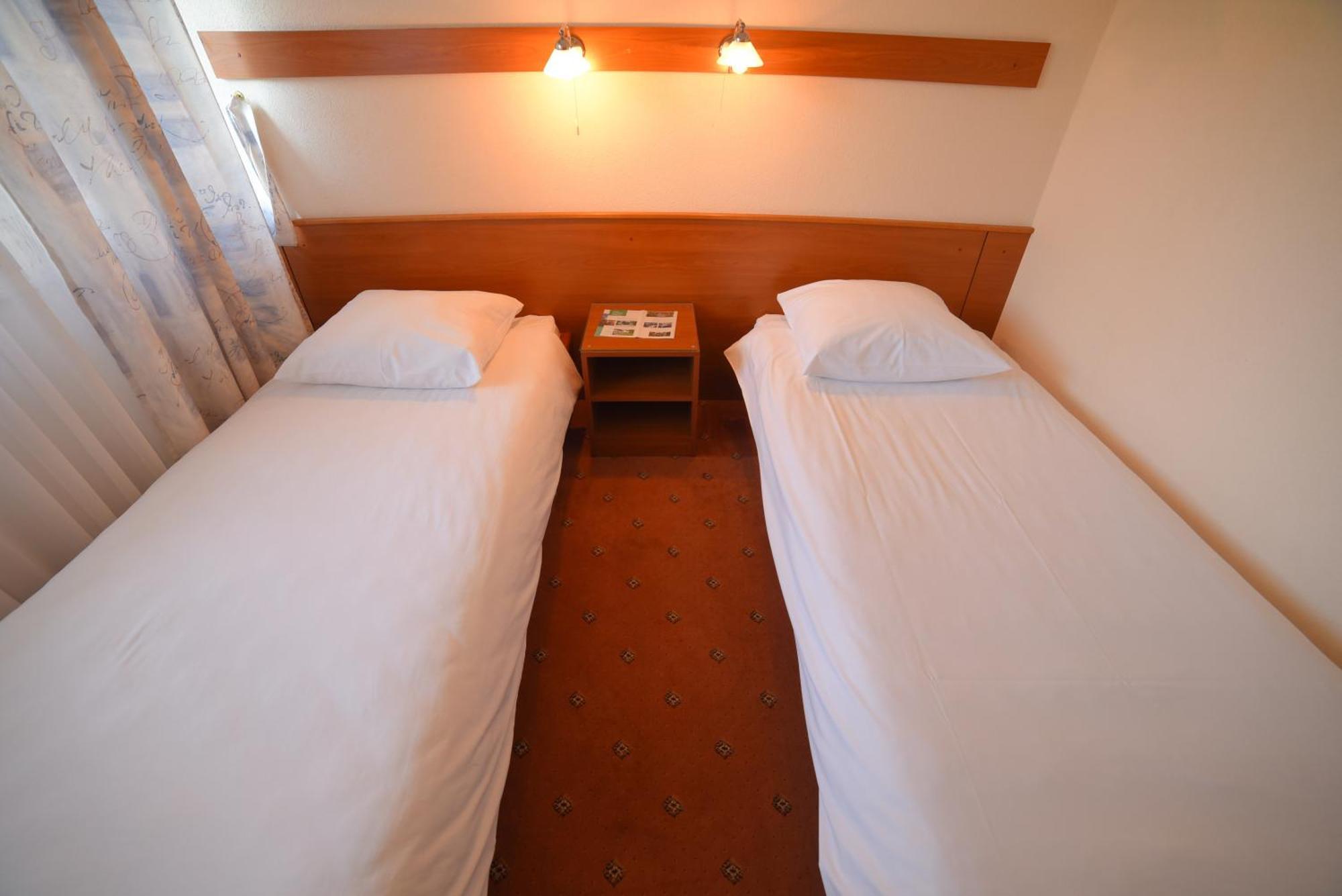 Hotel Ada Bihać エクステリア 写真